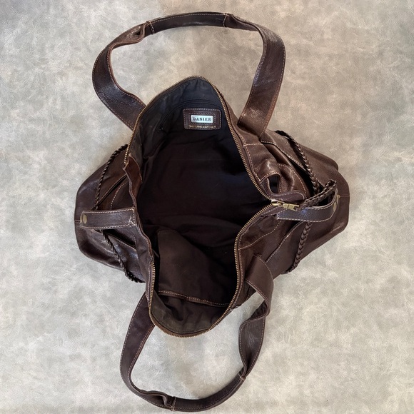 Danier dark brown genuine leather duffle shoulder bag - Picture 7 of 15